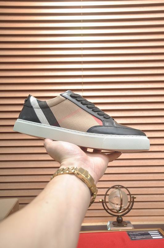 Burberry sz38-44 hnq0114
